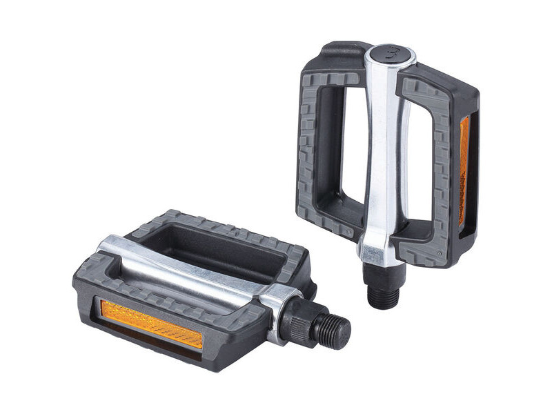 BBB SteadyRest Trekking Pedals click to zoom image