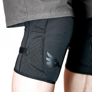 Bluegrass Arto Knee pads Level 2 / Type B click to zoom image