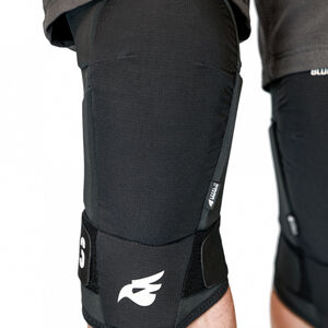 Bluegrass 3Strap Knee Pads Level 2 / Type B click to zoom image